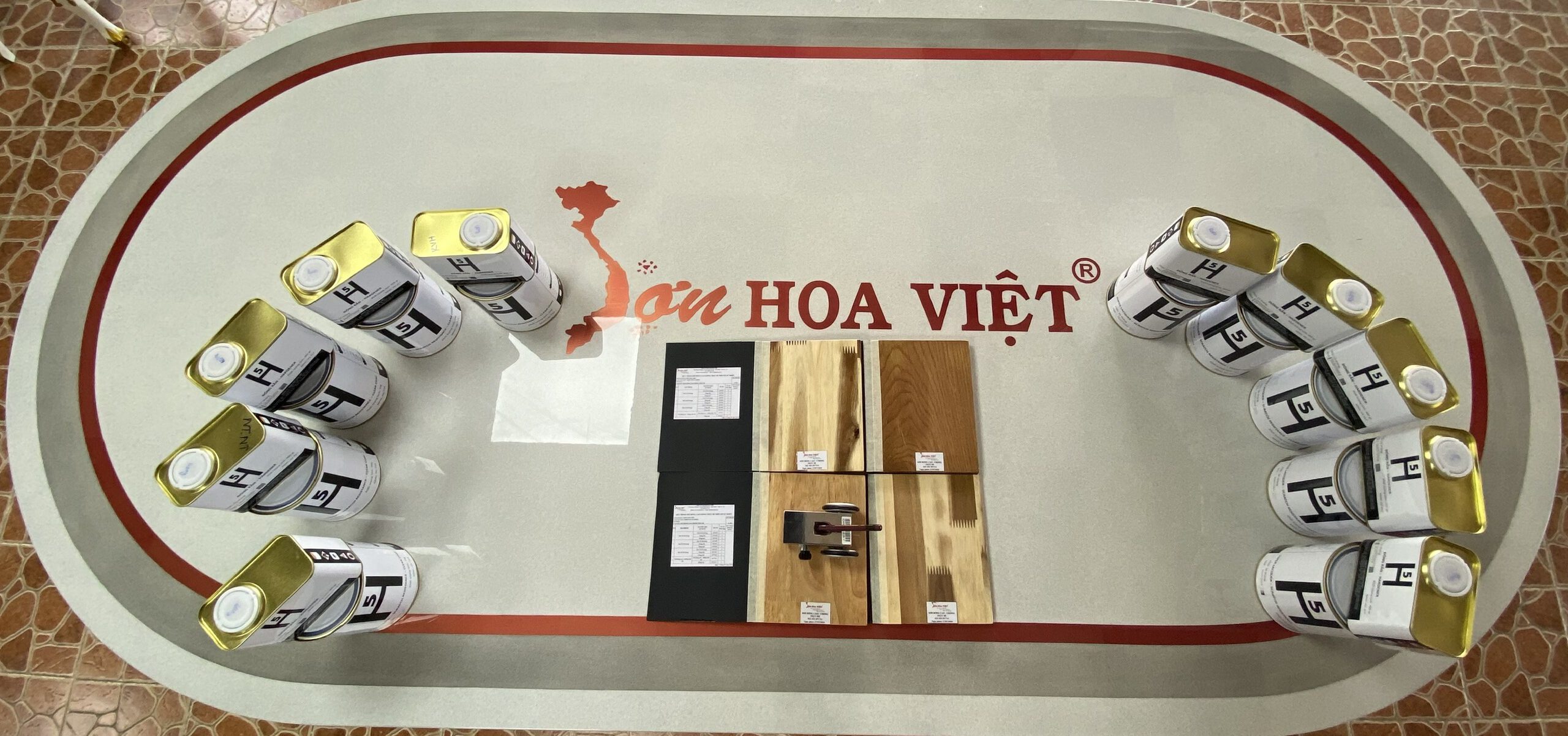 ĐỘT PHÁ VỚI HỆ SƠN BÓNG CAO CHỐNG TRẦY 5H: GIẢI PHÁP HOÀN HẢO CHO NỘI THẤT GỖ VÀ CÁC SẢN PHẨM THỦ CÔNG MỸ NGHỆ